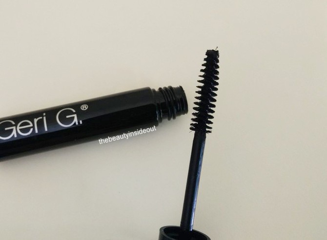 geri-g-mascara-brush