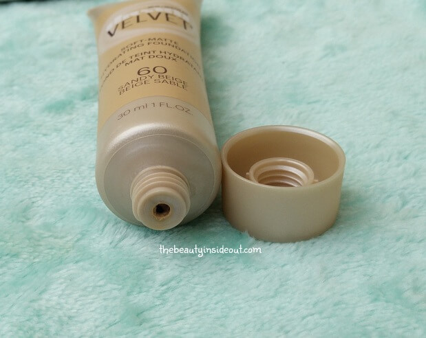 maybelline-dream-velvet-soft-matte-hydrating-foundation-cap