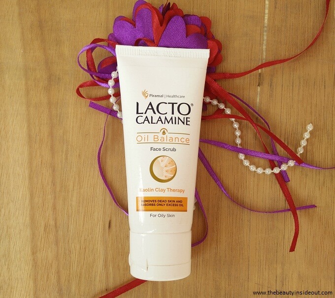 Lacto Calamine Oil Balance Face Scrub