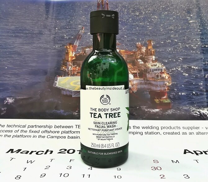 The Body Shop Tea Tree Skin Clearing Facial Wash