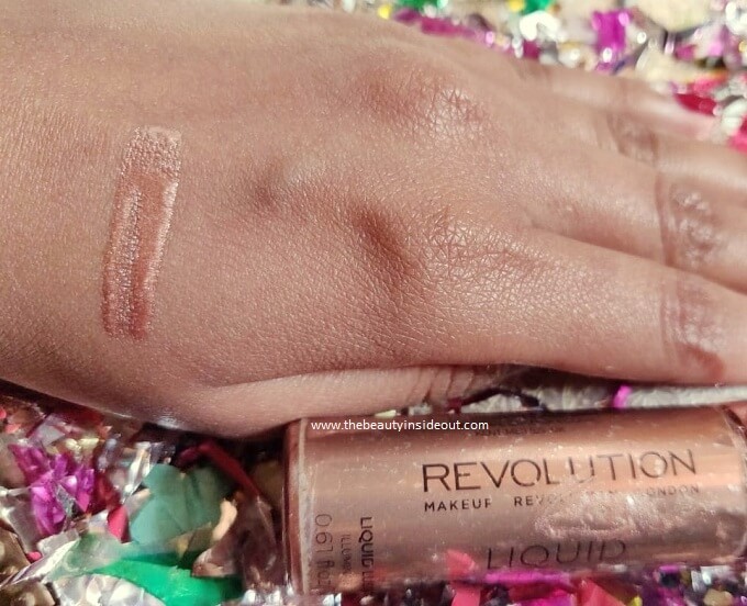 Makeup Revolution Highlighter Swatch