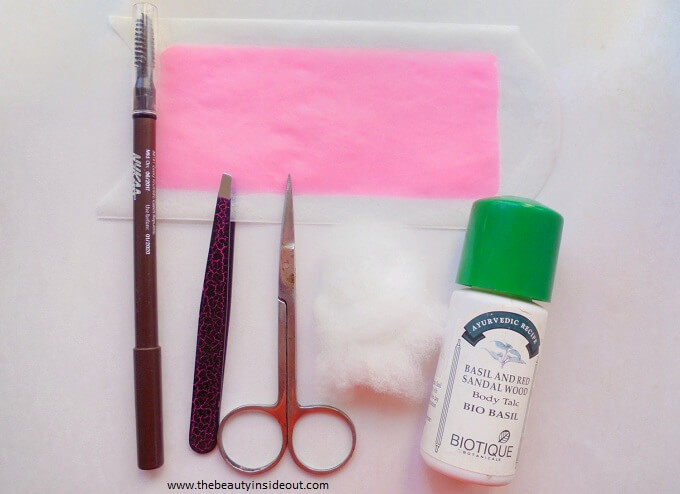 Things You'll Need to Shape Your Eyebrows at Home