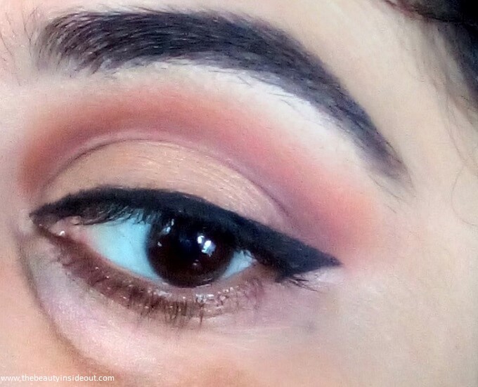 Swiss Beauty Ultimate Shadow Palette 04 Look 1